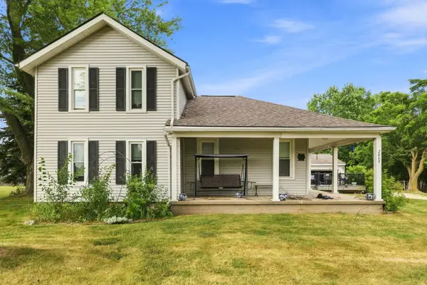 2069 Packard Highway, Charlotte, MI 48813