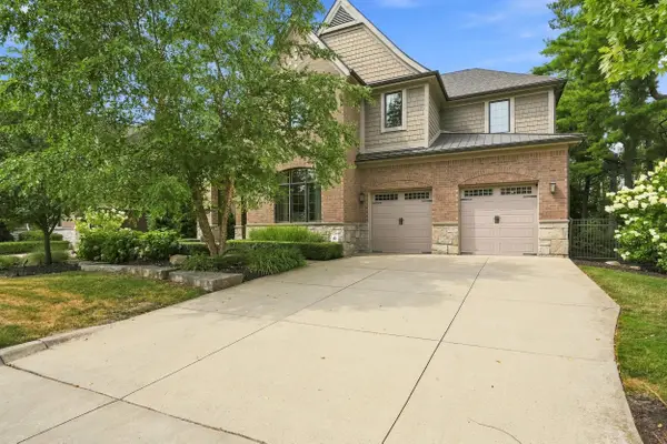 1215 Manchester Road, Birmingham, MI 48009