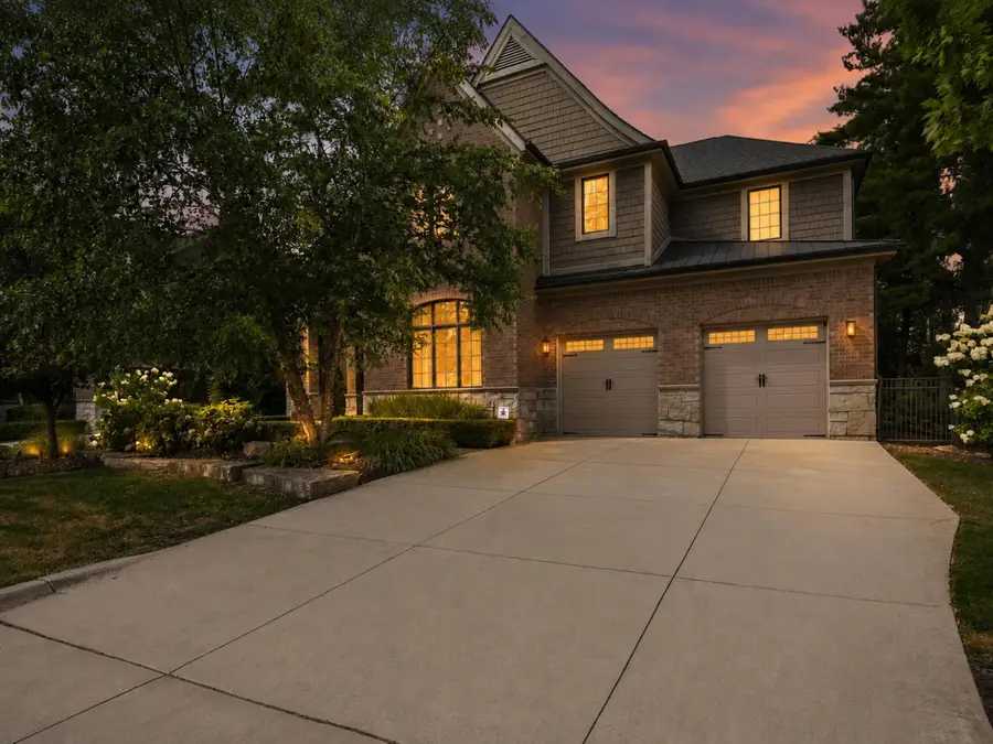 1215 Manchester Road, Birmingham, MI 48009 - #2