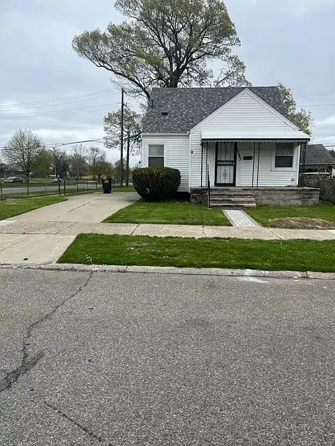 19746 Justine Street, Detroit, MI 48234 - #2