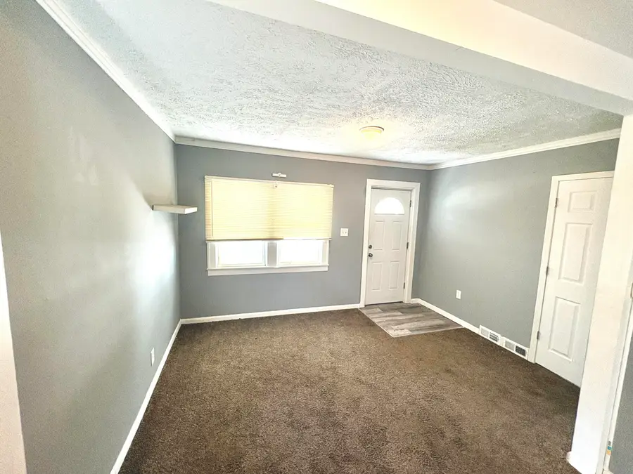 1321 Applewood Avenue, Lincoln Park, MI 48146 - #2