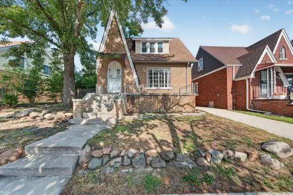 15050 Pinehurst Street, Detroit, MI 48238