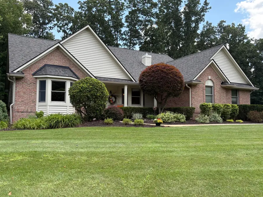 7708 Hunters Pointe, Brighton, MI 48116 - #3