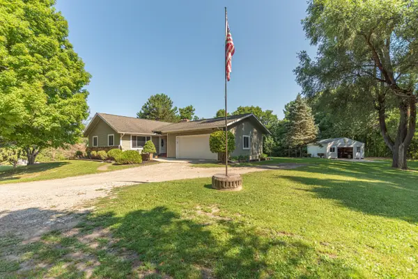 4950 Westwind Drive, Dexter, MI 48130