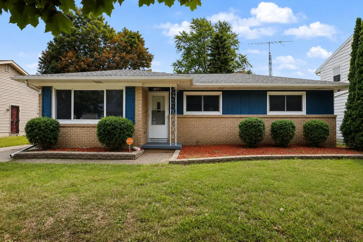 3815 Walton Drive, Lansing, MI 48910 - #1