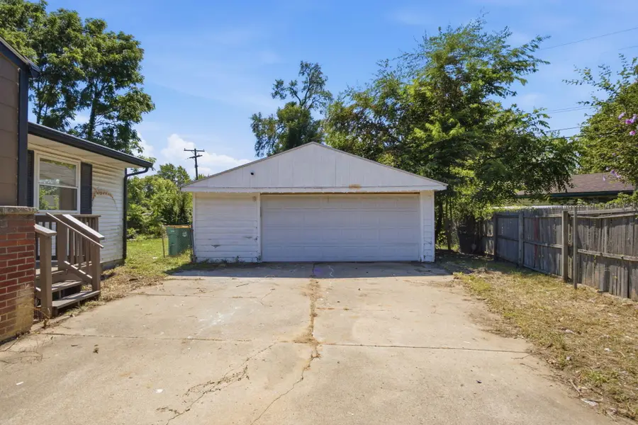 1360 Woodglen Avenue, Ypsilanti, MI 48198 - #3