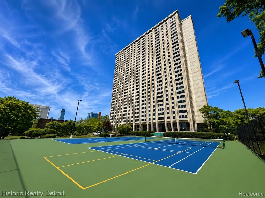 1300 E Lafayette Street Unit: 305, Detroit, MI 48207 - #1
