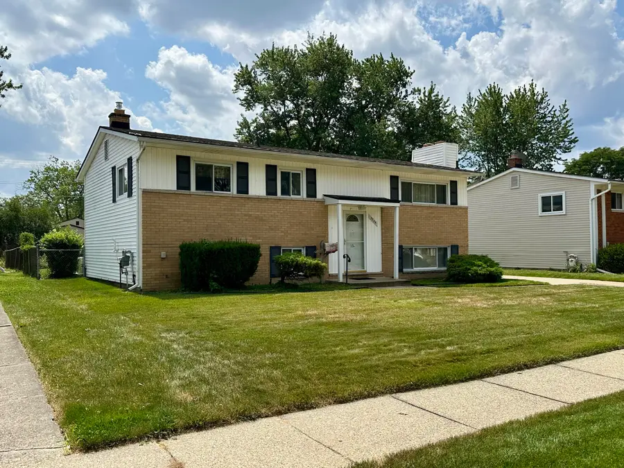 2244 Serra Drive, Sterling Heights, MI 48310 - #2