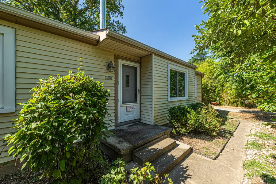 33967 Wadsworth Street, Livonia, MI 48150 - #3