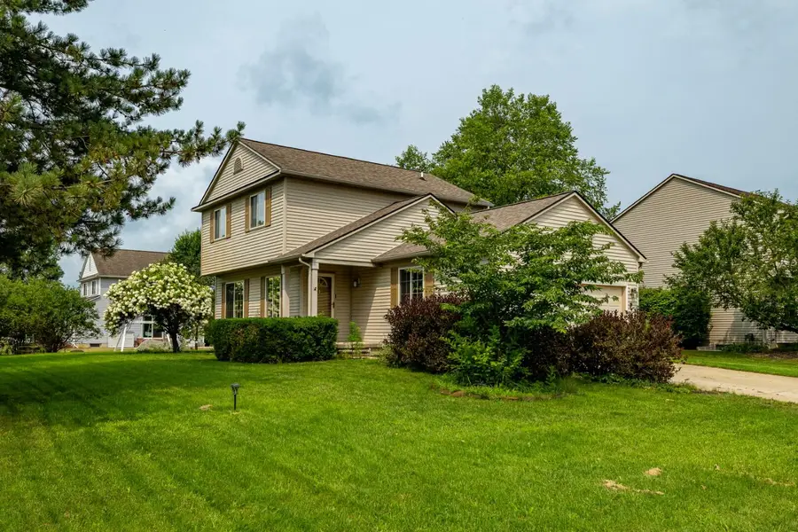 8949 Sunflower Drive, Whitmore Lake, MI 48189 - #2