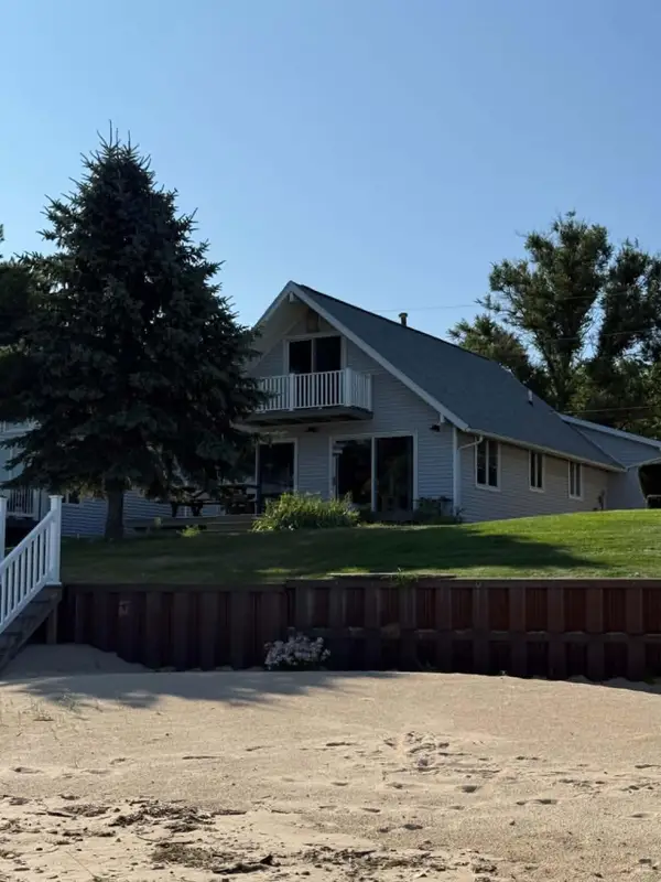 5342 Port Austin Road, Caseville, MI 48725