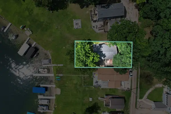 6227 K Drive, Osseo, MI 49266