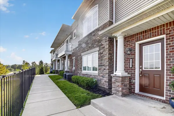 5512 Arbor Chase Drive, AnnArbor, MI 48103