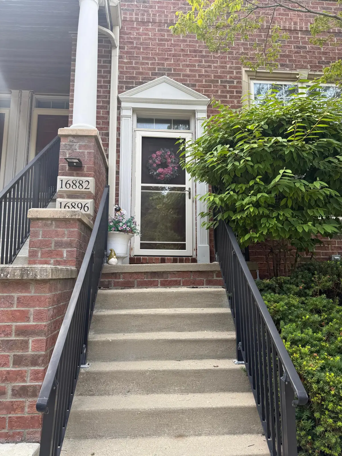 16896 Farmington Road, Livonia, MI 48154 - #1