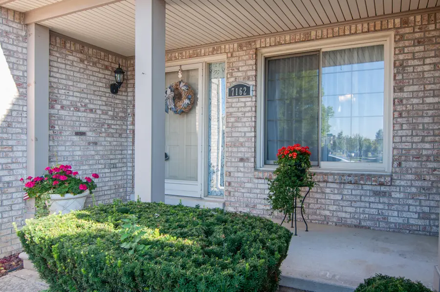 7162 Fox Woods Drive, Canton, MI 48187 - #3