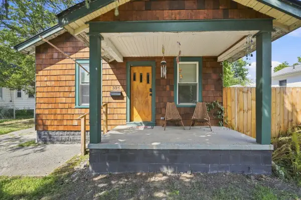 326 W Robert Avenue, HazelPark, MI 48030
