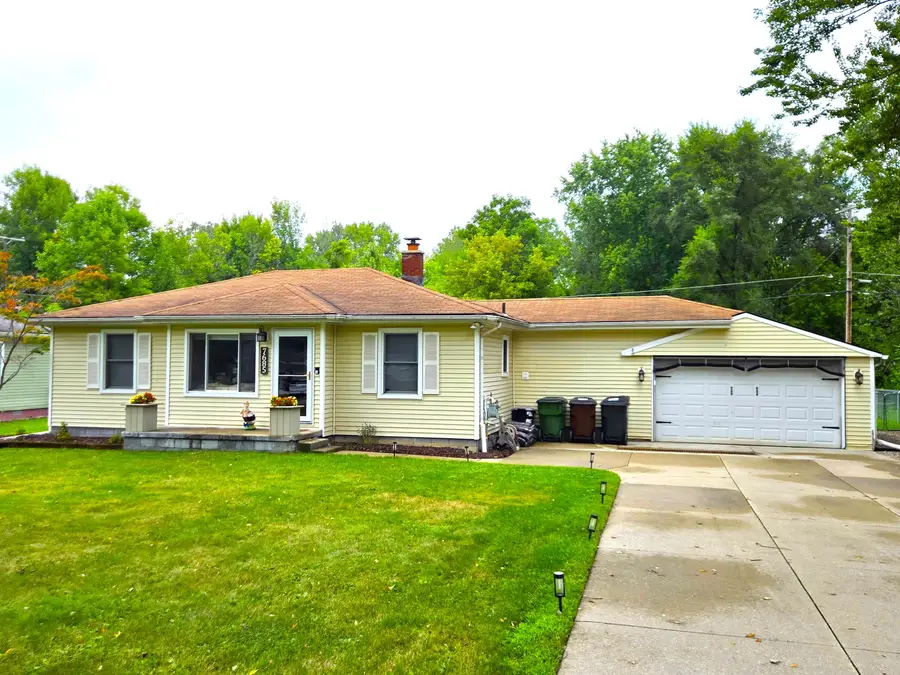 7685 Metz Drive, Shelby, MI 48316 - #2