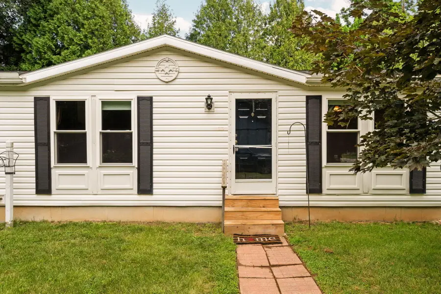 312 N Main Street, Brooklyn, MI 49230 - #2