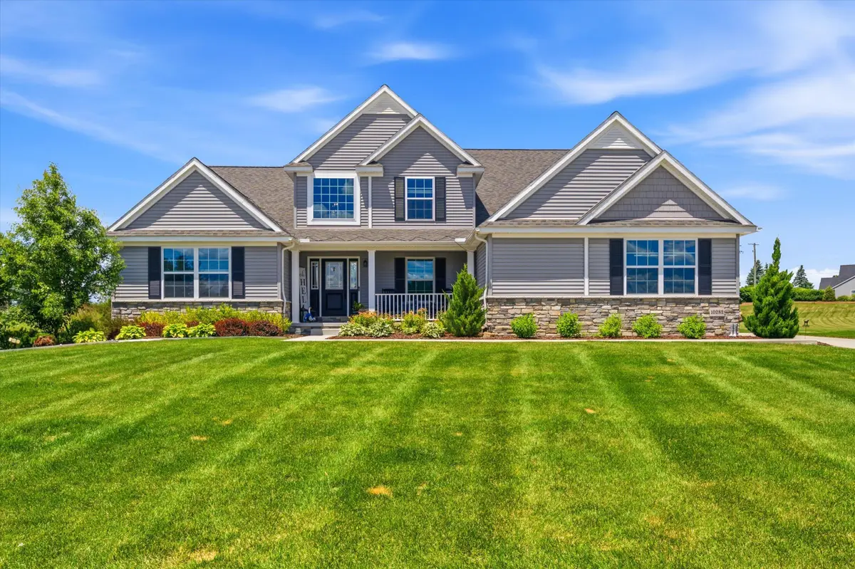 10282 High Meadow, Saline, MI 48176 - #1