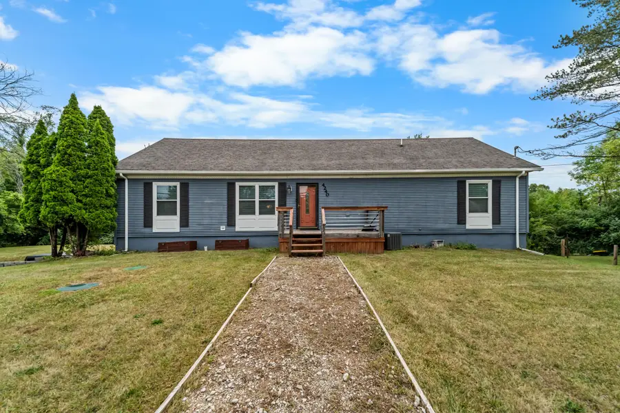 4240 E Commerce Road, Commerce Township, MI 48382 - #2