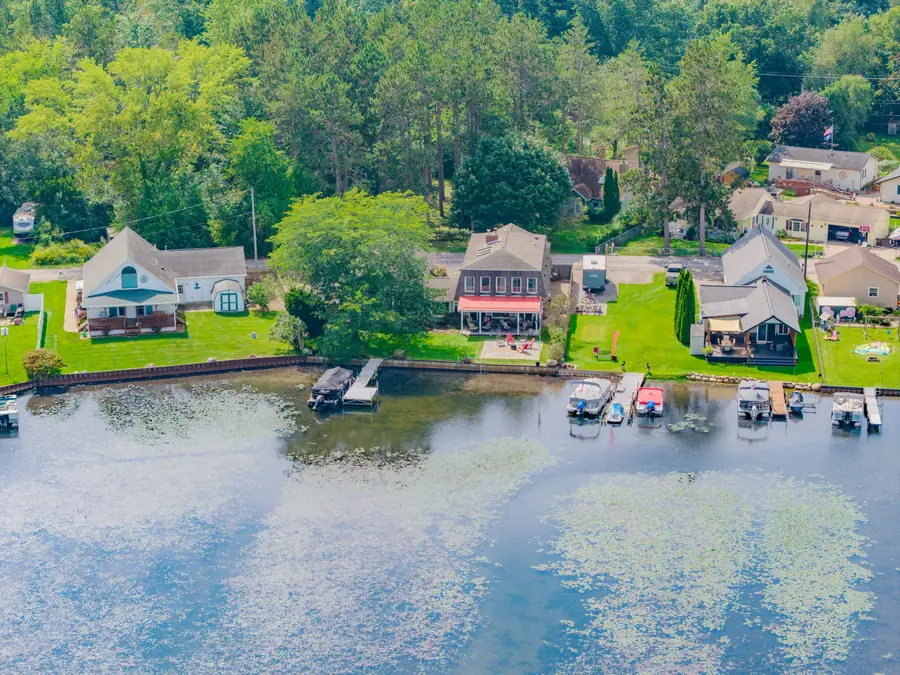 5065 Pine Drive, Jackson, MI 49201 - #2