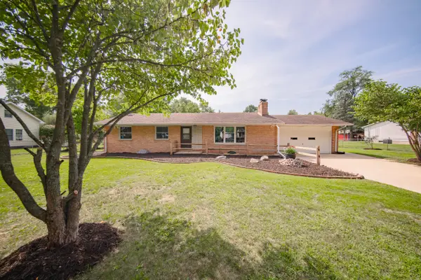 3427 W Shiawassee Avenue, Fenton, MI 48430