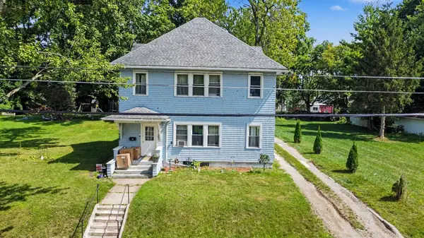 939 Maple Avenue, Jackson, MI 49203