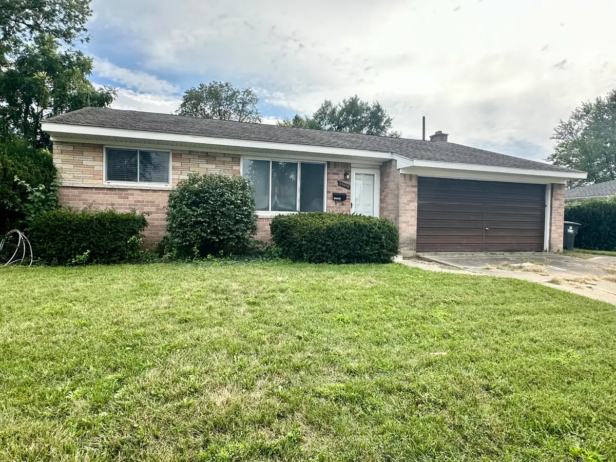 33829 Yuma Street, Westland, MI 48185 - #1