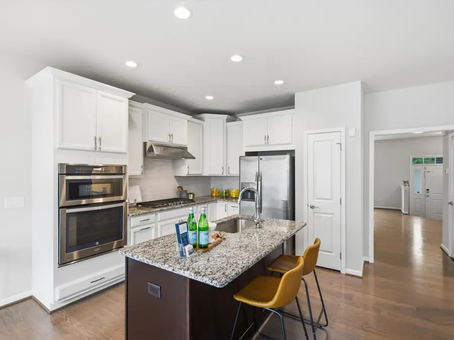 2768 Ashcombe Drive, Ann Arbor, MI 48105 - #3