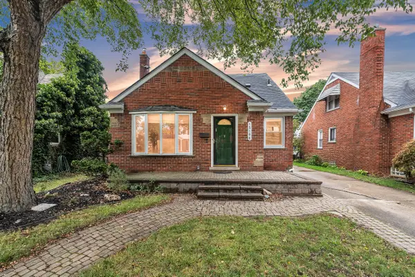 15106 White Avenue, AllenPark, MI 48101