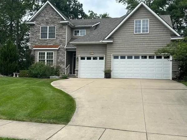 8243 Heathertree Lane, Brighton, MI 48116