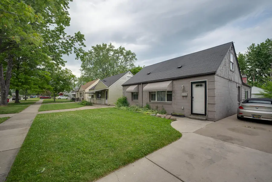 22754 Almond Avenue, Eastpointe, MI 48021 - #3