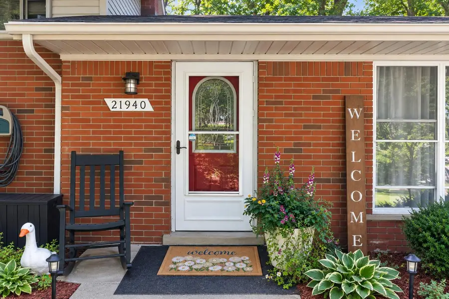 21940 Wendell Street, Clinton Township, MI 48036 - #3