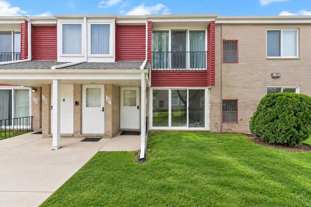 507 Sunset Lane, Saint Clair Shores, MI 48082 - #1