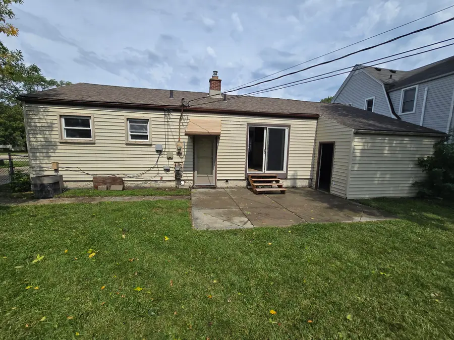 22620 Stephens Street, Saint Clair Shores, MI 48080 - #3