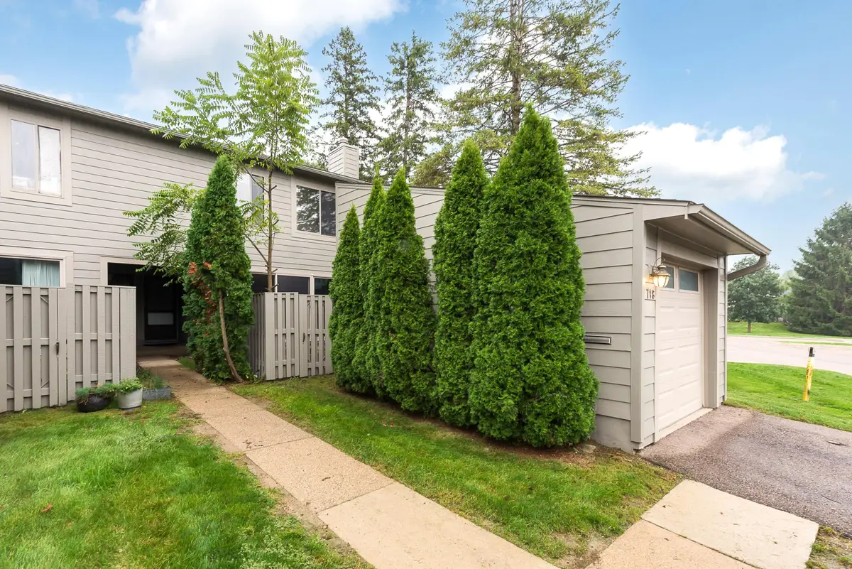 718 Watersedge Drive, Ann Arbor, MI 48105 - #1