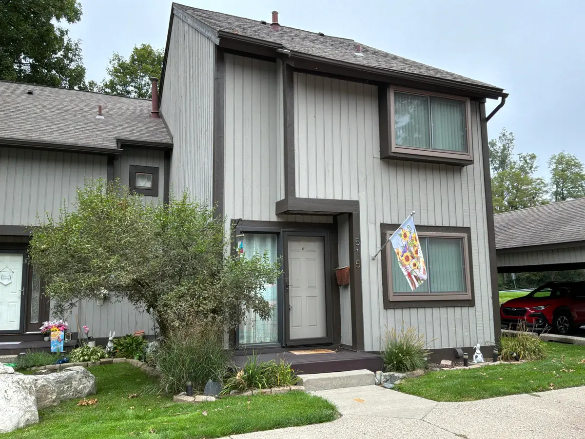 515 Victoria Square, Brighton, MI 48116 - #1