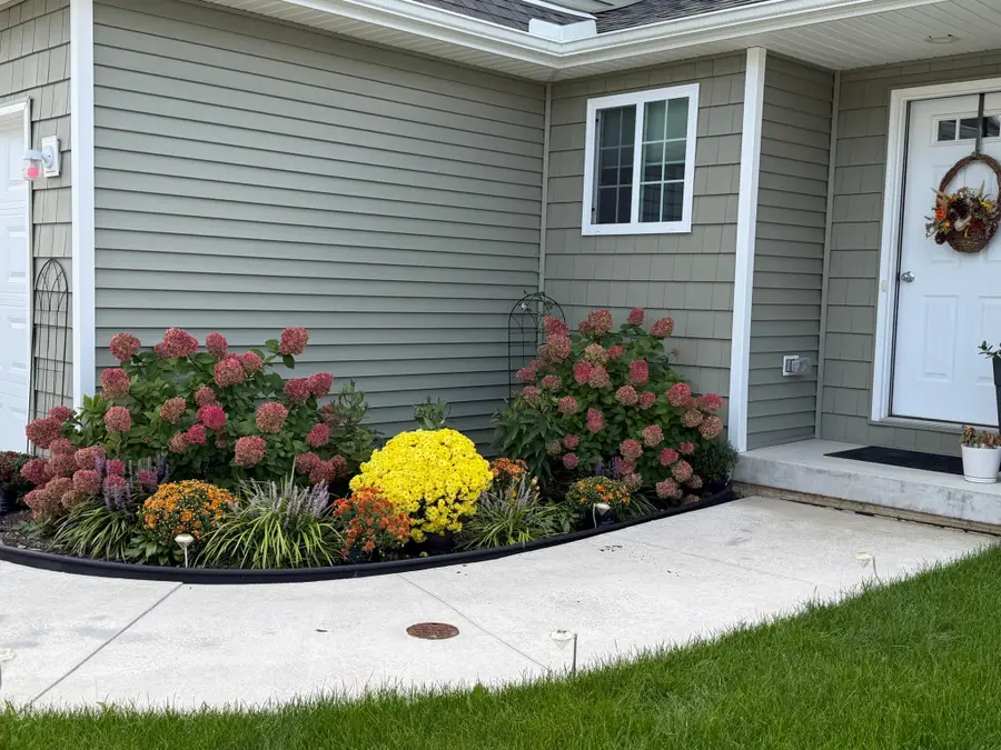 3963 Lotus Landing Circle, Waterford, MI 48329 - #3