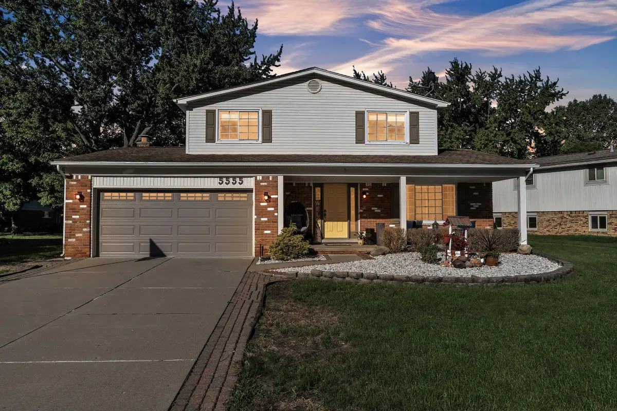 5555 Patterson Drive, Troy, MI 48085 - #1
