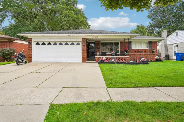 27248 Newport Drive, Warren, MI 48088