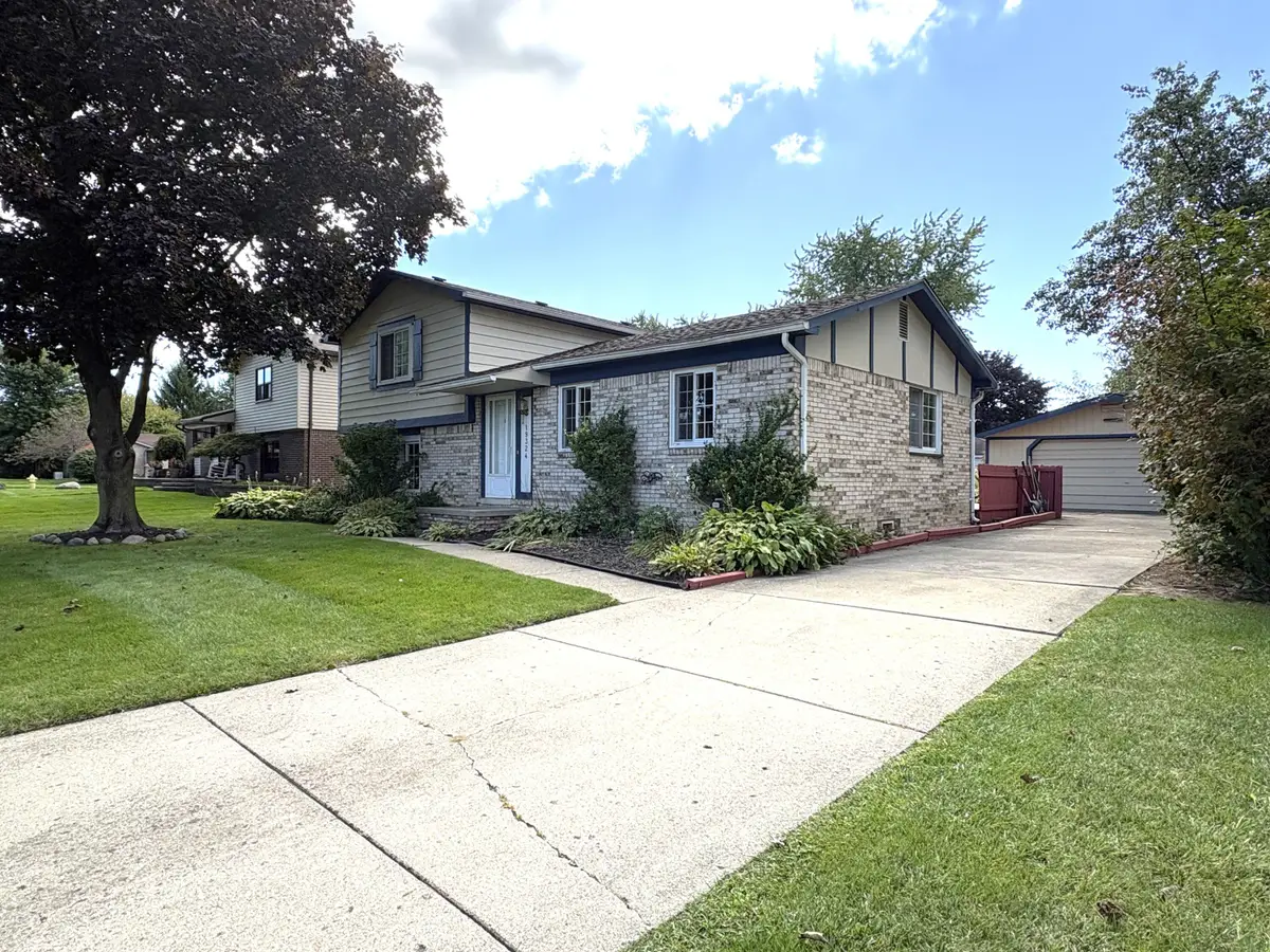 19324 Todd Drive, Clinton, MI 48038 - #1