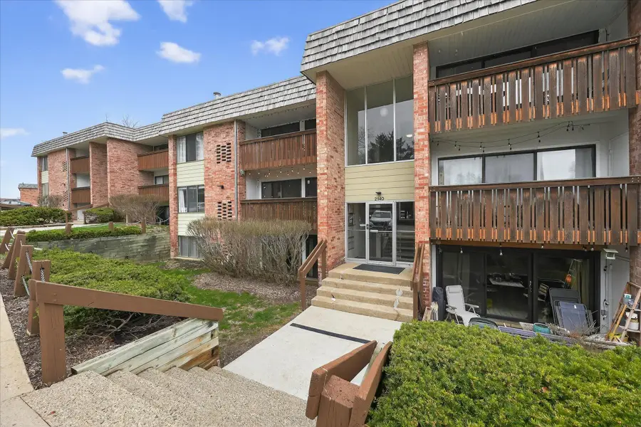 2140 Pauline Boulevard Unit: 206, Ann Arbor, MI 48103 - #3