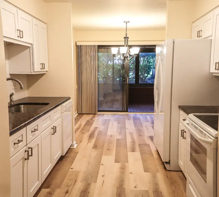 2132 Pauline Boulevard Unit: 108, Ann Arbor, MI 48103 - #3