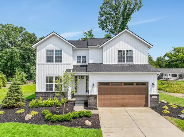 759 Cumberland Court, SouthLyon, MI 48178