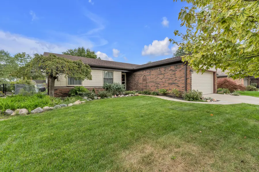 9182 Mayflower Drive, Plymouth, MI 48170 - #3