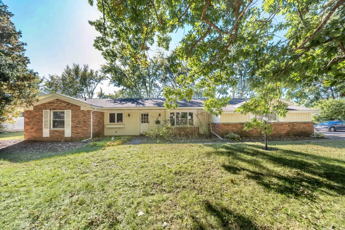 261 N Mansfield Street, Ypsilanti, MI 48197 - #1