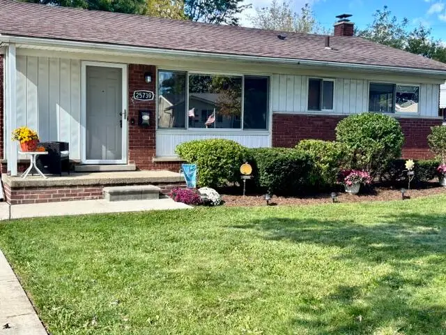 25739 Wagner Avenue, Warren, MI 48089 - #1