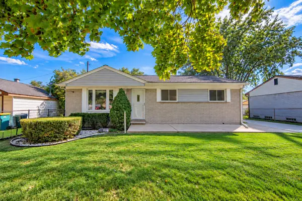 34835 Julie Drive, Romulus, MI 48174