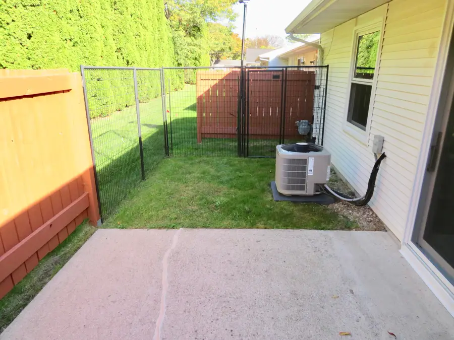 578 Yorkshire Square, Milan, MI 48160 - #3