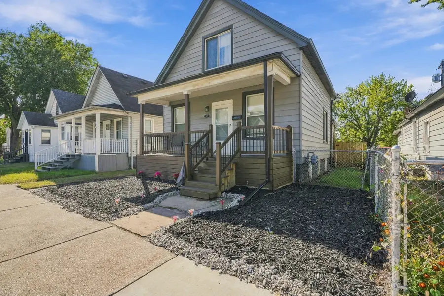 92 E Pleasant Street, River Rouge, MI 48218 - #2